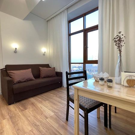 Mini Cozy Corner #1 Apartment Almaty Bagian luar foto