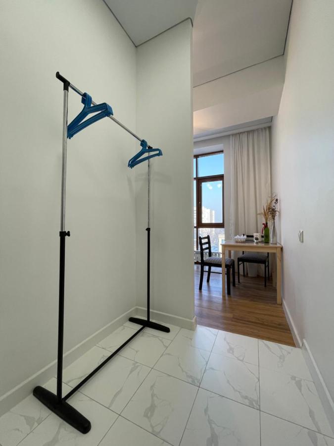 Mini Cozy Corner #1 Apartment Almaty Bagian luar foto